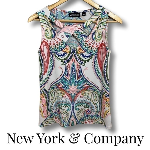 NEW SMALL York & Company Tank top Front cross cut out - Picture 1 of 12